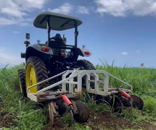 FL1004 4WD tractor